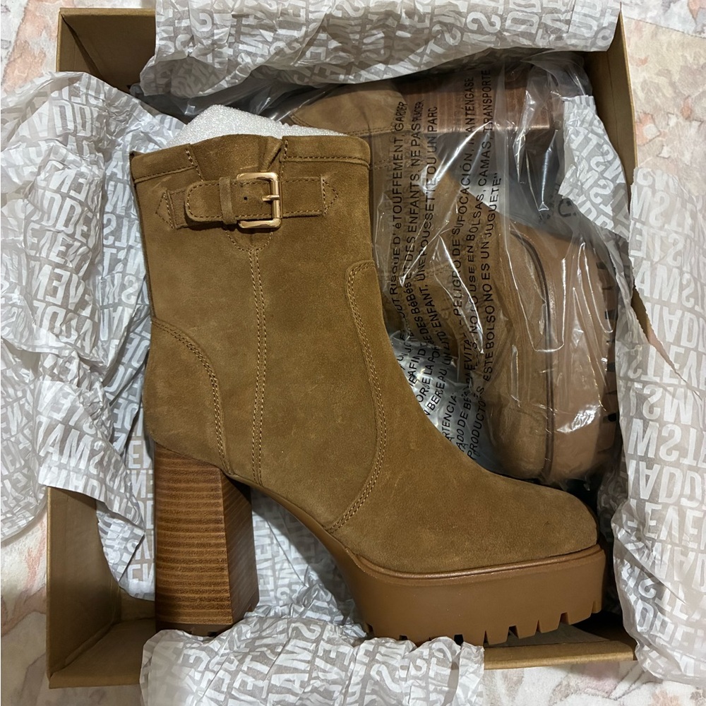 NWT Tan Suede Ankle Boots Sz 9 by Steve Madden